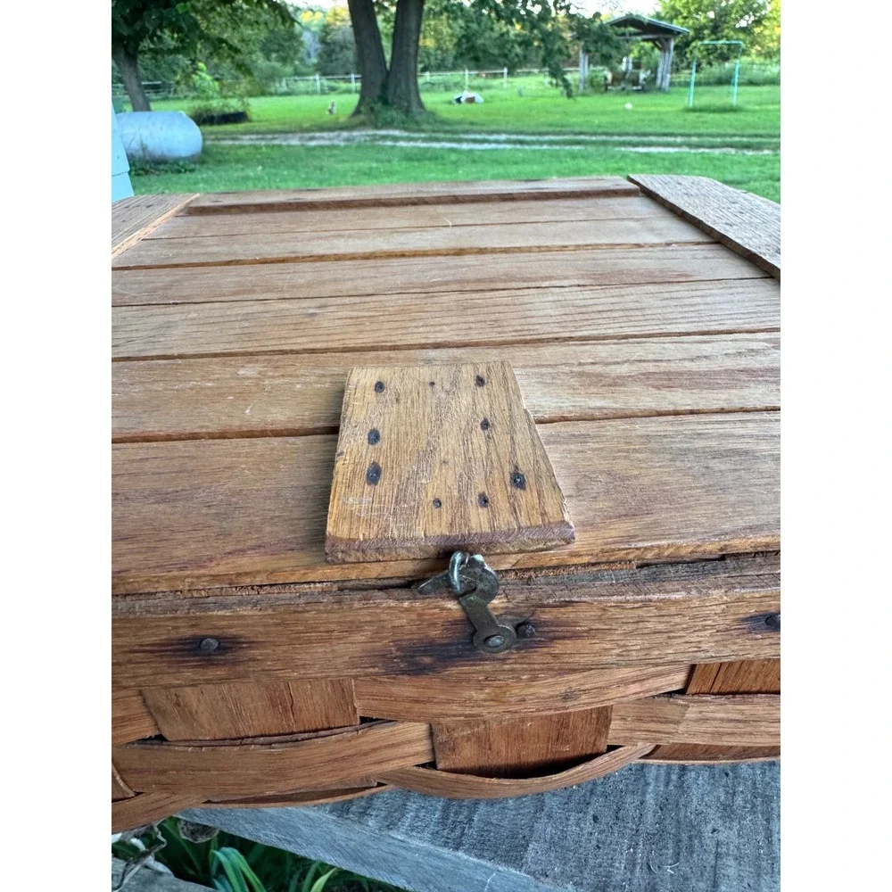 Vintage Woven Wood Pie Picnic Basket Square Carrier with Slatted Wooden Lid USED